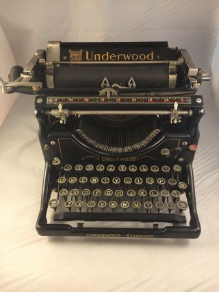 Vintage Antique Underwood Typewriter