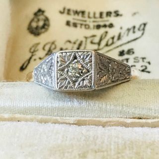 Art Deco 18ct,  Gold & Platinum Diamond solitaire engagement ring,  Circa 1920 5