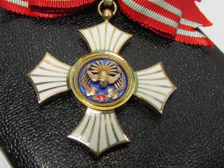 Japanese Red Cross Medal Gold Merit Award Badge Medic Female Nurse Post Ww2 Wwii