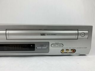 SONY SLV - D300P DVD/VCR Cassette Recorder.  RCA Cables.  Perfect 3