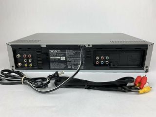 SONY SLV - D300P DVD/VCR Cassette Recorder.  RCA Cables.  Perfect 7