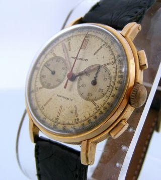Vintage Movado Chronograph Cal M90 Ref.  R 9023 18k.  Solid Gold Case Dial