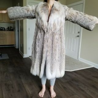 Luxurious and Flawless Women ' s Adolfo Canadian Lynx Fur Coat 7