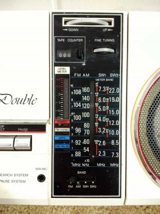 Vintage Sharp QT - 88ZW Radio Double Cassette Player AM FM of 1980 ' s well 3