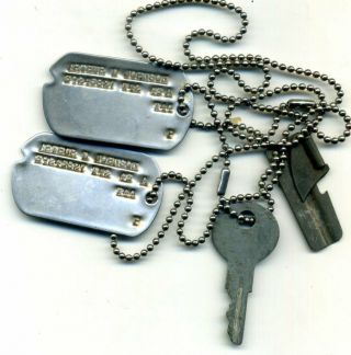 Ww2 Us Army Gi Overseas Deployment M - 1940 Pat.  Dog Tags W/ P38 & Key