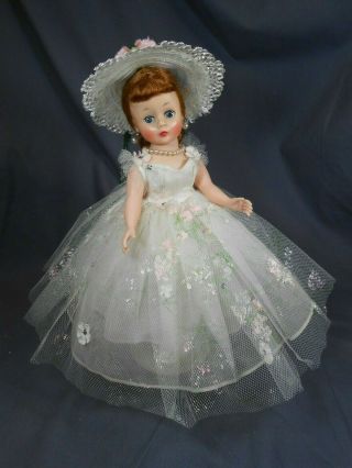 Vintage 1958 Madame Alexander CISSETTE Bridesmaid 852 Painted Flower Gown 3