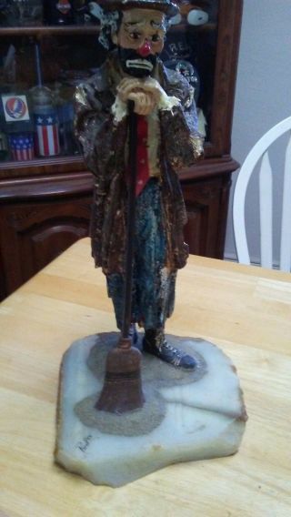 Vintage Ron Lee Signed Tall Clown Sweeping Up Gold 1985