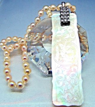 14k White Gold Diamond Antique Carved Mother Of Pearl Akoya Pearl Necklace