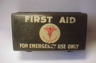 Vintage Wwii U.  S.  Army Medical Department First Aid Emergency Box