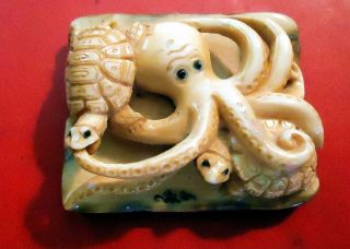 Vintage Japanese Netsuke Octopus Nut Goat Horn Bone With Turtle