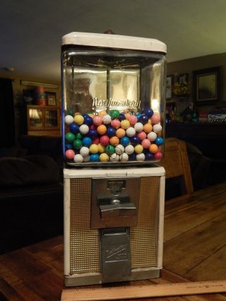 Northwestern [morris,  Ill.  ] Bubble Gum Candy Vending Machine W/ Key Vtg Usa