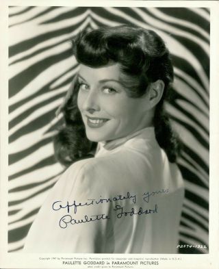 Paulette Goddard (vintage) Signed Photo