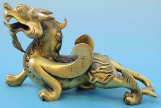 Chinese Old Fengshui Copper Hand - Carved Unicorn Pi Xiu Statue E02