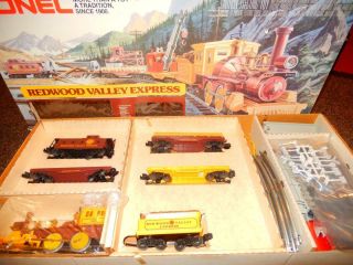 Vintage Train Set - Lionel 1403 - Redwood Valley 027 Set - Boxed - Exc