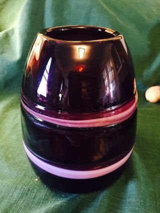 Vintage Art Glass Vase Probably 1980 - 1900