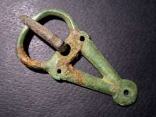 EXTREMELY RARE ROMAN MILITARY BRONZE BELT BUCKLE,  BIRD SHAPED PIN, 2