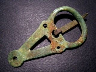 EXTREMELY RARE ROMAN MILITARY BRONZE BELT BUCKLE,  BIRD SHAPED PIN, 5