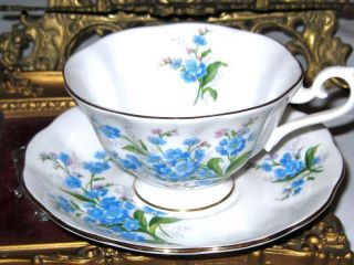 Royal Albert Forget - Me - Not Floral English Bone China Blue Teacup and Saucer Set 2