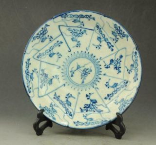 Chinese Antique Hand - Made Porcelain Blue And White Flower Pattern Plate B01