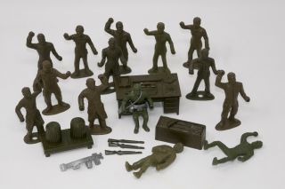 Marx Armed Forces Training Center Playset Mpc Military Figures Desk Accessories