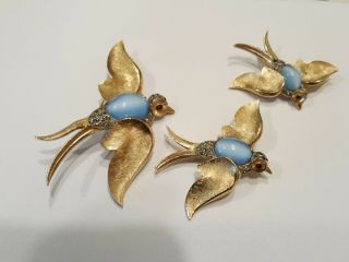 Vintage Alfred Philippe Crown Trifari Bluejelly Belly 3 Birds Pin Brooches