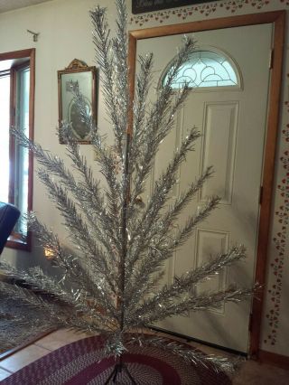 Vintage aluminum christmas tree 6.  5 Feet VGC with box 3