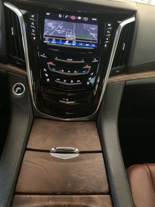 2015 Cadillac Escalade Premium 16
