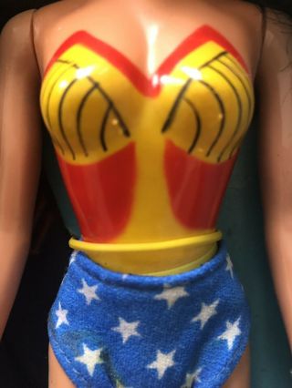 Vintage 1976 Mego Wonder Woman (Lynda Carter) Doll. 4