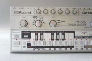 Roland TB303 TB - 303 Vintage Bassline Perfect S/N 152700 2