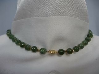 LOVELY VINTAGE JADE BEADS w/14K CLASP,  BEADS & BALE HOLDING JADE CARVED PENDANT 4