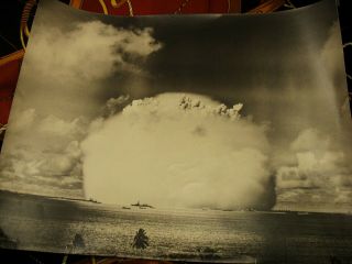 Vintage B & W Military Photo Of H - Bomb Nuclear Blast Tropics 1940 - 50 