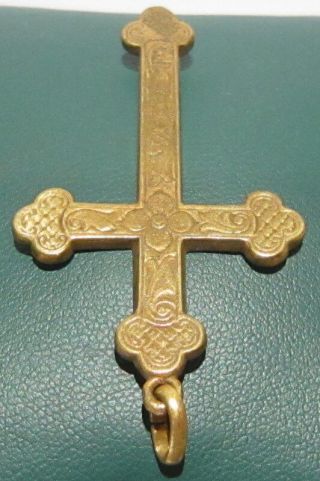 OUTSTANDING VINTAGE BRASS CROSS,  ENGRAVING,  EARLY 20th.  Century 39A 3
