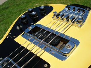 1982 Rickenbacker 4003 Vintage White Bass Guitar - 4001 9