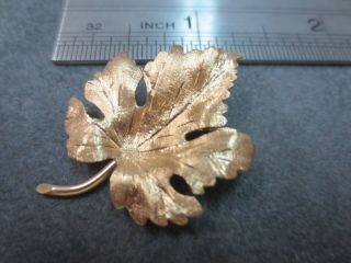 Vintage 14k Solid Yellow Gold Maple Leaf Pin/brooch 2.  88 Gram