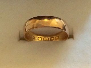 Quality Full Hallmarked Ladies Vintage Solid 22ct Gold Wedding Band - O 4