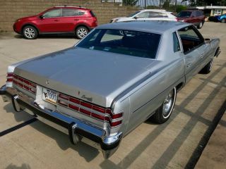 1976 Pontiac Bonneville 4 Door Hardtop 6