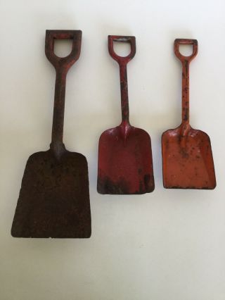 3 Vintage Red Metal Sand Pail/box Shovels With Handles,  Sand Toys,  Beach Decor