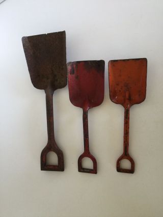 3 Vintage Red Metal Sand Pail/Box Shovels With Handles,  Sand Toys,  Beach Decor 3