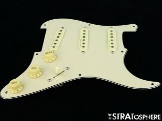 Fender Stratocaster Loaded Pickguard Vintage Noiseless Cream 3 Ply 8 Hole