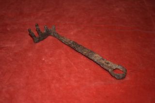 Antique Roman Iron Key 6.  7 In 99g