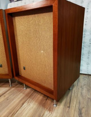 Rare Vtg JBL C36 Viscount Hi - Fi Stereo Speakers Gorgeous Walnut Cabinets w/legs 6