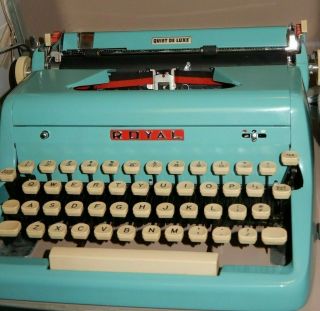 Vintage Royal Quiet De Luxe Blue Turquoise Portable Typewriter