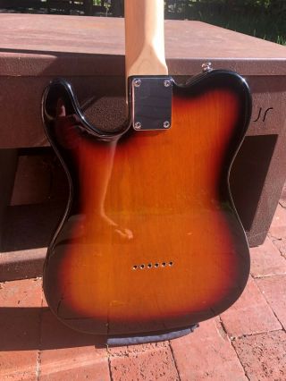 G&L ASAT Classic Thinline Guitar like Fender Telecaster Semi Hollow Vintage Case 5