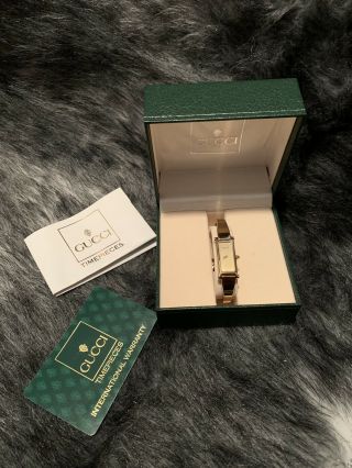 Vintage Authentic Gucci 1500 Watch Goldtone Box & Authinticity Card Almost