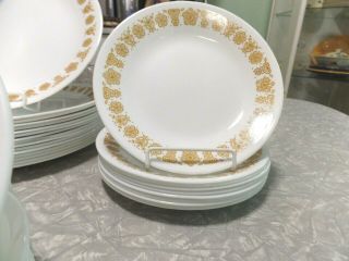VINTAGE CORELLE LARGE 68 PC.  DINNERWARE SET in the 