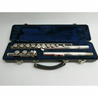 Armstrong 104 Vintage Student Flute With Lined Case