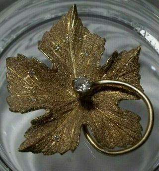 Vintage Estate Solid 14K Gold Diamond Solitaire Center Leaf Brooch Pin 14 grams 2