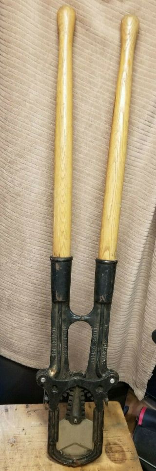 Vintage Cast Iron Wooden Handled Cattle Dehorner Tool James Scully Pomeroy Pa