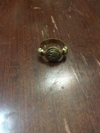 Memento Mori Gold Skull Ring 4