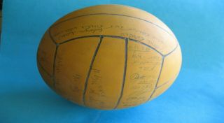 VINTAGE 1977 ABBA AUTOGRAPHS HAND WRITTEN ON WATTER - POLO BALL DEDICATED 6